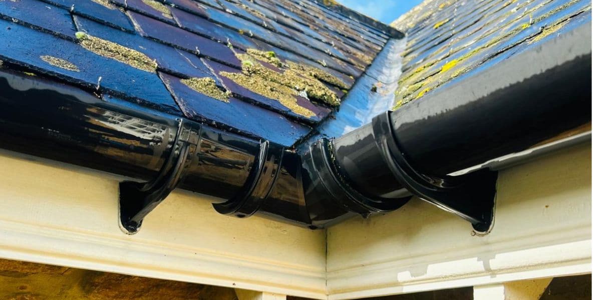 Professional gutter replacement services in Yeovil